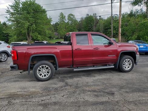 Used 2017 GMC Sierra 1500 SLE w/ SLE Value Package AWD/4WD image 8