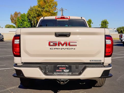 New 2026 GMC Canyon Elevation w/ Convenience Package RWD image 8