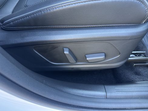 Used 2026 Hyundai Tucson Limited image 17