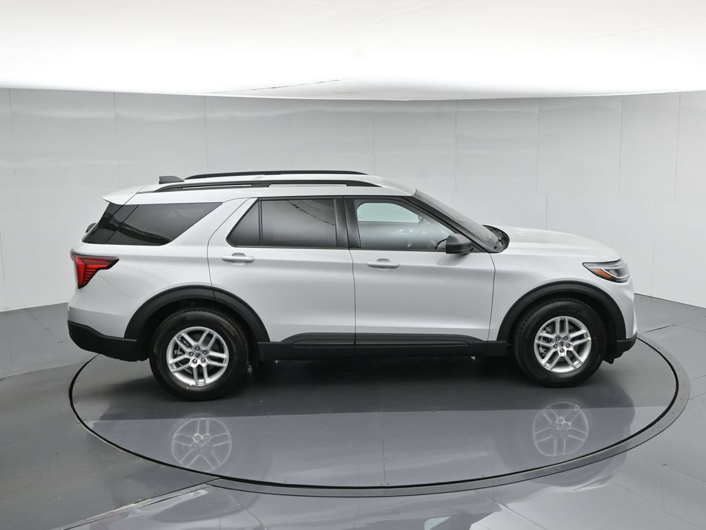 New 2027 Ford Explorer Active RWD image 39