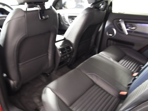 Certified 2025 Land Rover Discovery Sport Dynamic SE AWD/4WD image 27