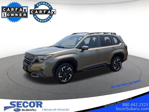 Used 2025 Subaru Forester Limited AWD/4WD image 1