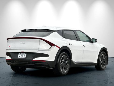 New 2025 Kia EV6 Light w/ Light LR Technology Package image 4