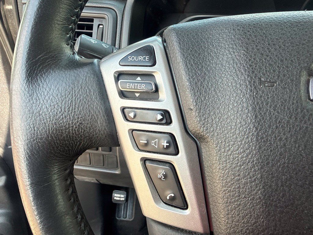 Certified 2024 Nissan Titan SV w/ SV Convenience Package RWD image 20