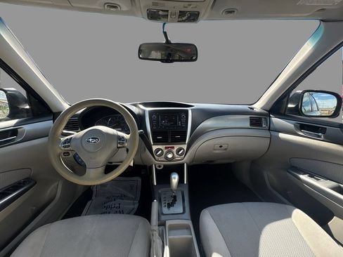 Used 2013 Subaru Forester 2.5X Premium AWD/4WD image 9