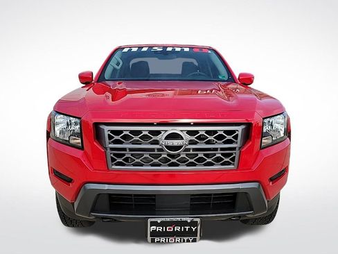 Certified 2022 Nissan Frontier SV w/ Technology Package image 10