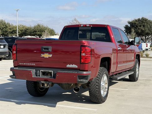 Used 2018 Chevrolet Silverado 2500 High Country w/ Duramax Plus Package image 4
