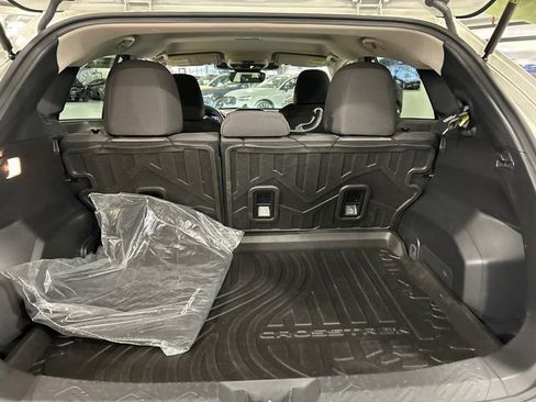 Used 2024 Subaru Crosstrek 2.0i Premium image 24