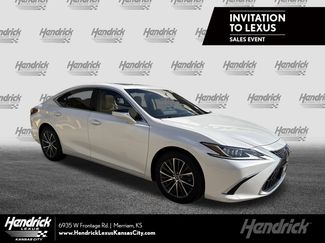Used 2022 Lexus ES 250 w/ Premium Package video 1