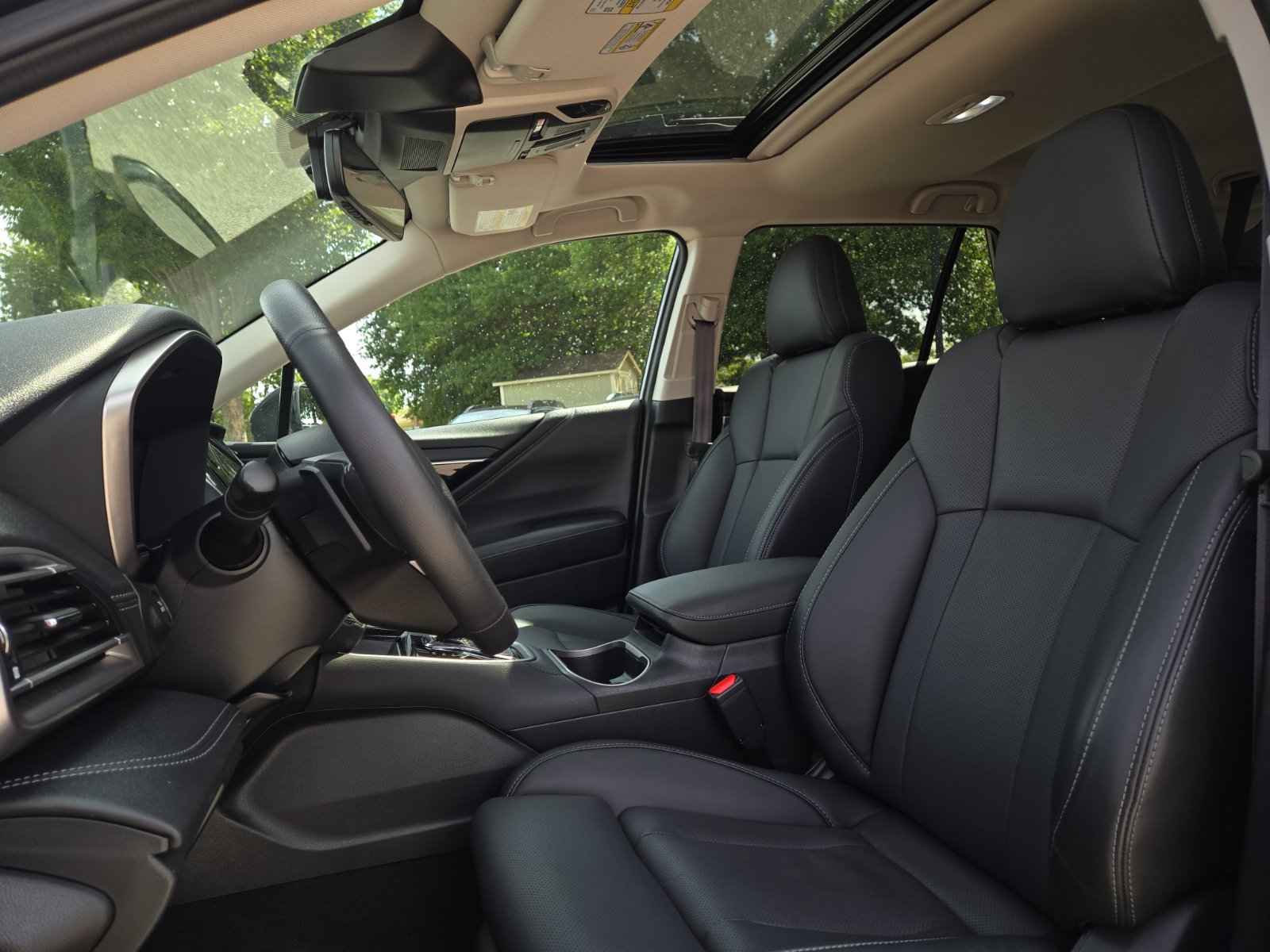 Certified 2025 Subaru Outback Limited AWD/4WD image 14