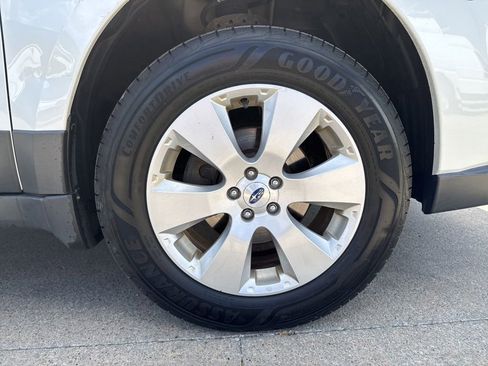 Used 2012 Subaru Outback 2.5i Limited w/ Moonroof Pkg AWD/4WD image 47