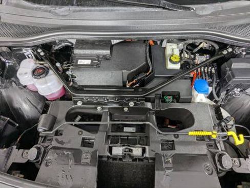 Used 2021 Volkswagen ID.4 Pro RWD image 35