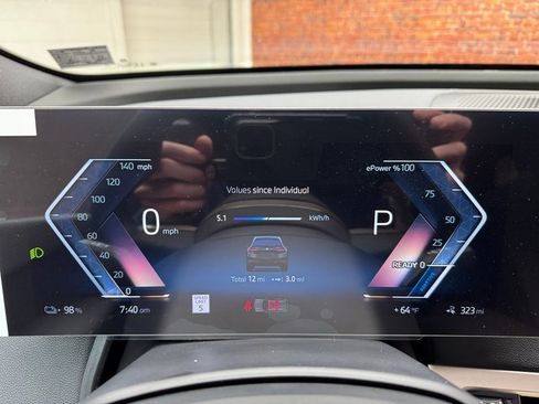 New 2026 BMW iX xDrive60 w/ Premium Package image 15