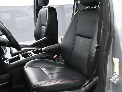 Used 2019 Dodge Grand Caravan GT image 6