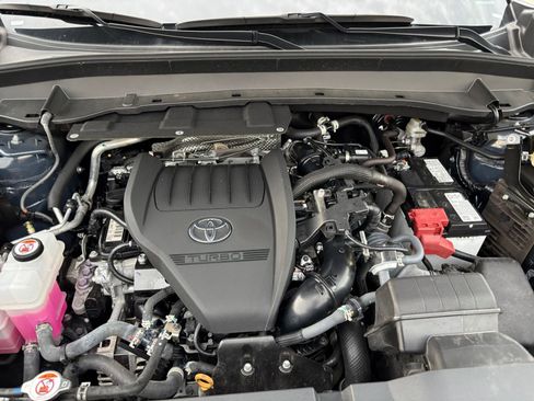 Used 2025 Toyota Grand Highlander FWD image 34