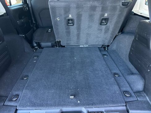 Used 2019 Jeep Wrangler Unlimited Sport AWD/4WD image 14