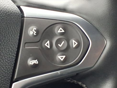 Certified 2023 Chevrolet Traverse RS image 19