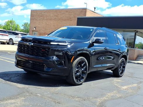 Used 2024 Chevrolet Traverse RS AWD/4WD image 3