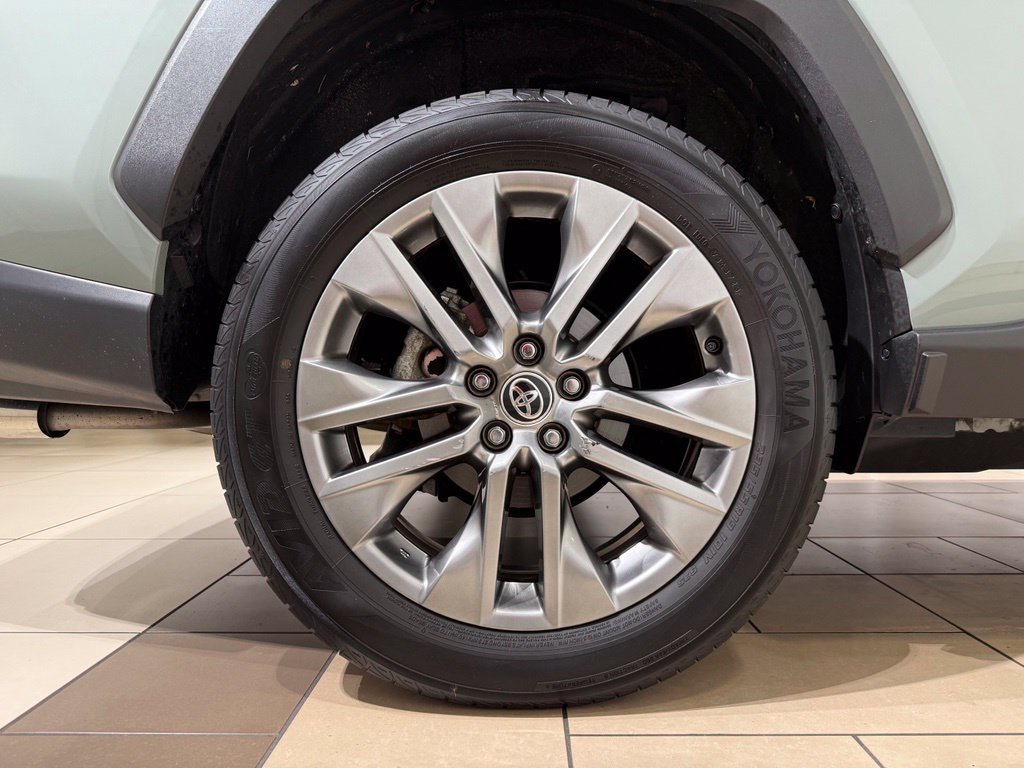 Certified 2023 Toyota RAV4 XLE Premium AWD/4WD image 9