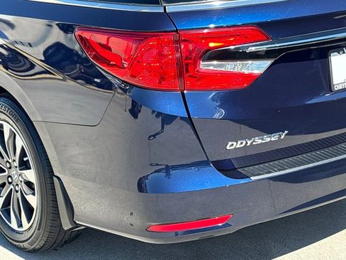 Used 2024 Honda Odyssey EX-L image 8
