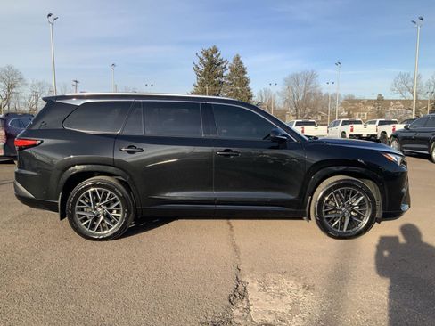 Used 2025 Lexus TX 350 AWD w/ Technology Package image 8