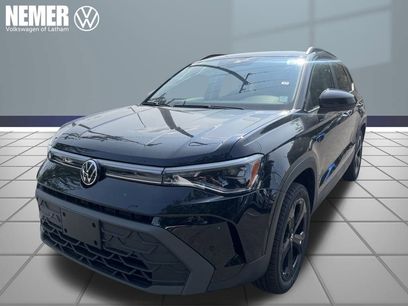 New 2025 Volkswagen Taos SE