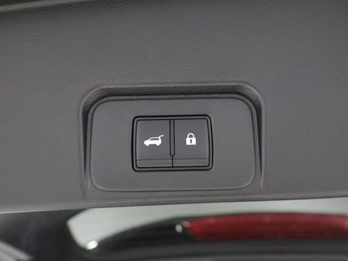 Used 2024 Nissan Rogue SV AWD/4WD image 21