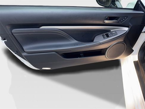 Used 2022 Lexus RC 350 F Sport image 31