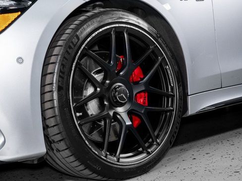 Certified 2021 Mercedes-Benz AMG GT 63 image 30