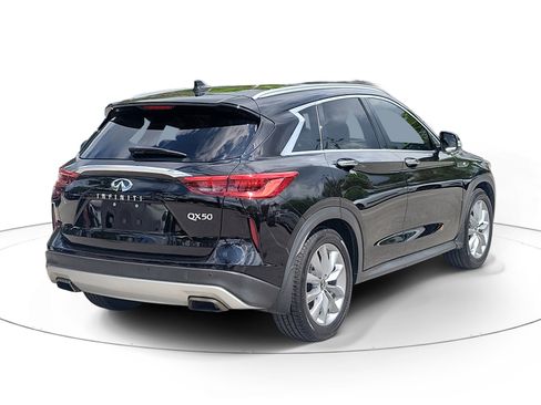 Used 2020 INFINITI QX50 Luxe FWD image 4