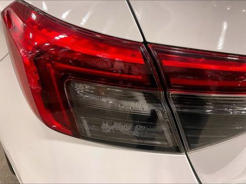 Used 2022 Honda Civic EX image 29