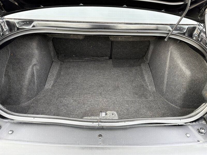 Used 2009 Dodge Challenger R/T RWD image 19