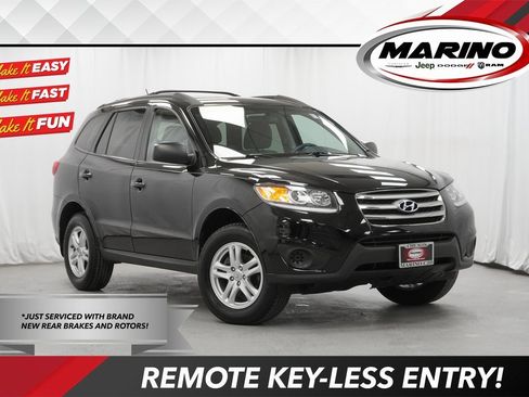 Used 2012 Hyundai Santa Fe GLS image 1