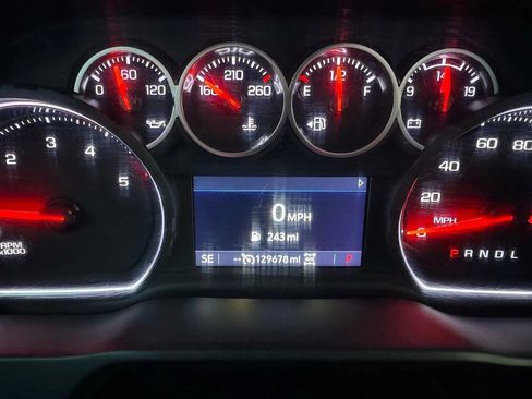 Used 2022 Chevrolet Silverado 2500 LT w/ Convenience Package image 8