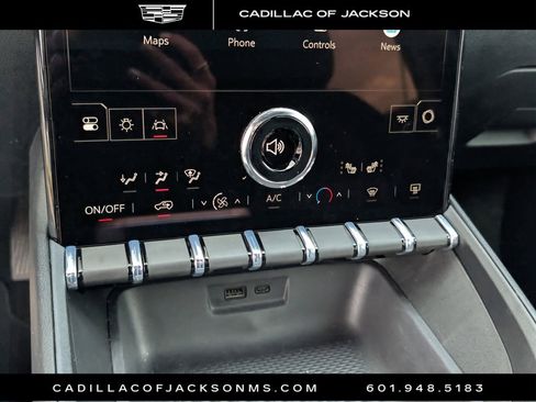 Used 2025 GMC Terrain Elevation image 13