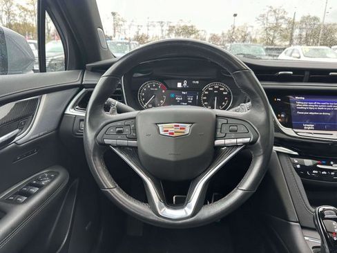 Used 2024 Cadillac XT6 Sport image 15