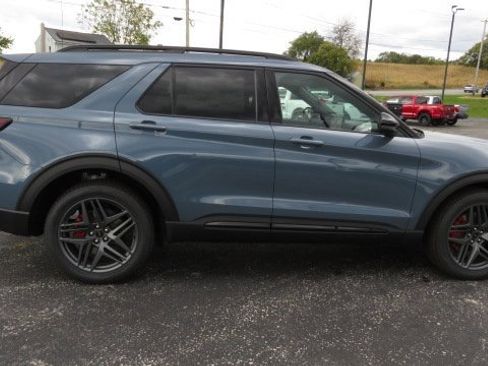 New 2026 Ford Explorer ST image 9