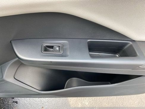 New 2025 Volkswagen Taos S image 46