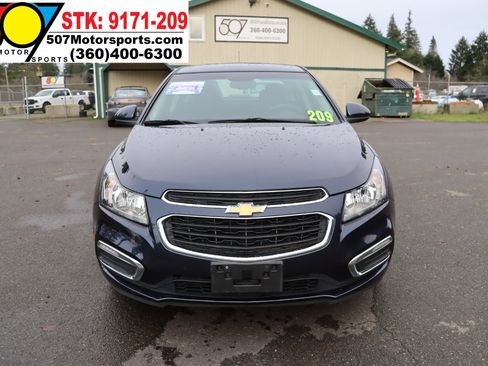 Used 2015 Chevrolet Cruze LT image 11