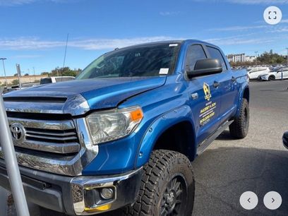 Used 2017 Toyota Tundra SR5 w/ SR5 Upgrade Package