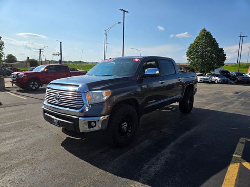 Used 2016 Toyota Tundra Limited w/ Limited Premium Package image 6