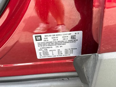 Used 2023 Buick Encore GX Select AWD/4WD image 37