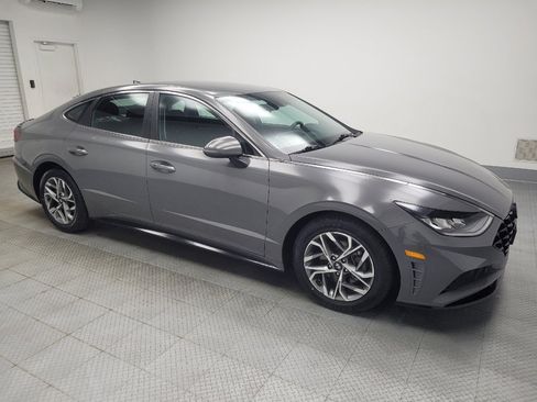 Used 2023 Hyundai Sonata SEL image 11
