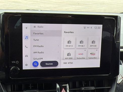 Used 2024 Toyota Corolla LE image 33