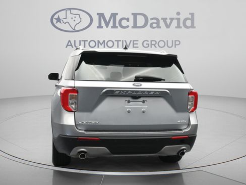 Used 2023 Ford Explorer Limited AWD/4WD image 7