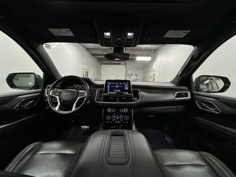 Used 2021 Chevrolet Tahoe Z71 w/ Luxury Package image 21