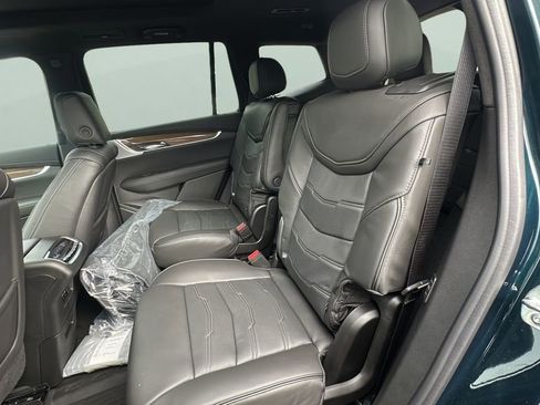 New 2025 Cadillac XT6 Sport w/ Platinum Package image 15
