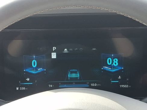 Used 2025 Hyundai Elantra SEL FWD image 21