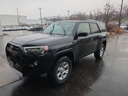 Used 2021 Toyota 4Runner SR5 image 1