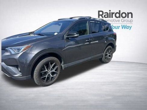 Used 2017 Toyota RAV4 SE w/ Power Extra Value Package AWD/4WD image 3